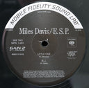 E.S.P. | Mint (M) Mint (M)